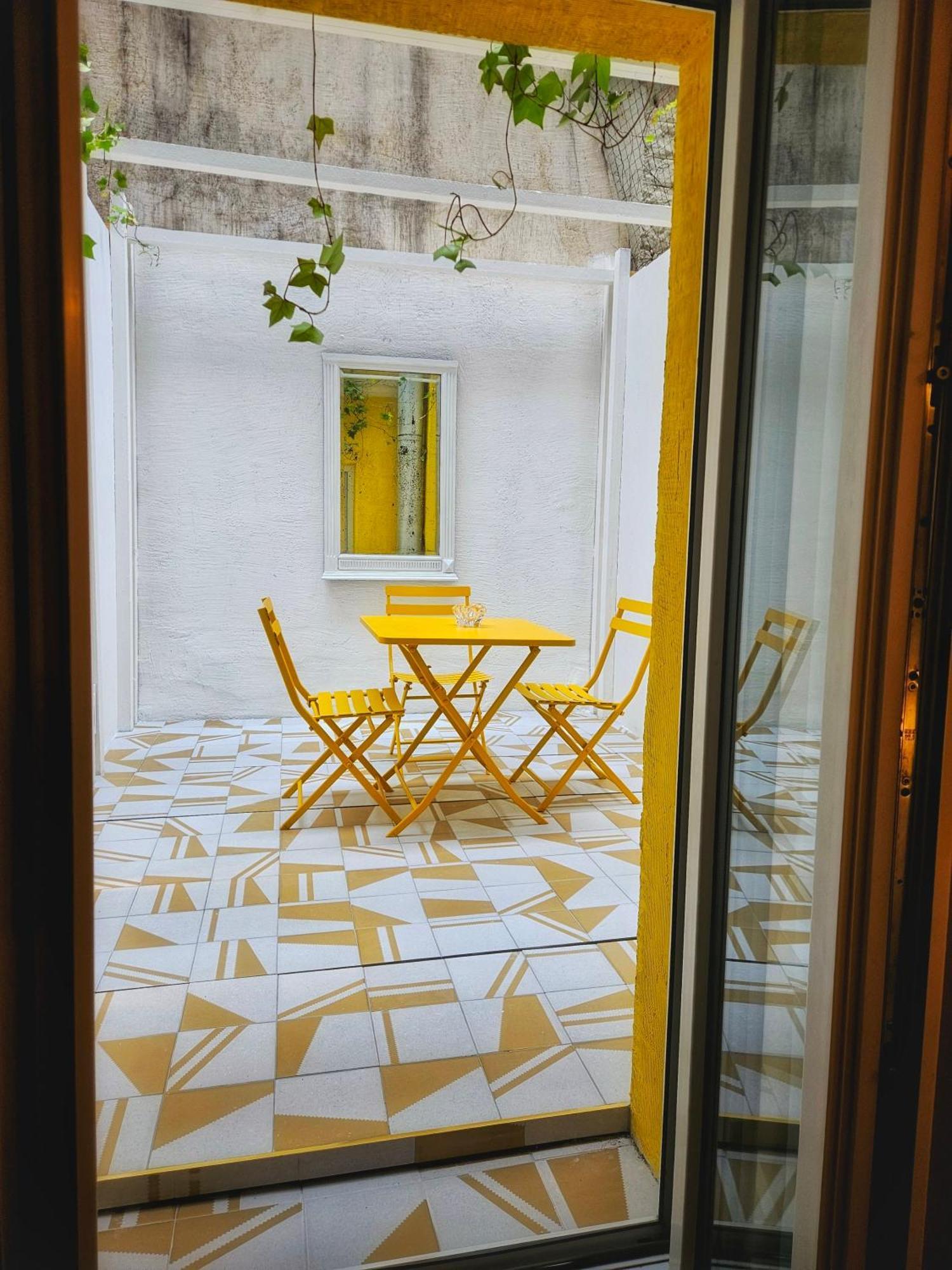 Hotel La Nouvelle Republique & Hammam Párizs Kültér fotó